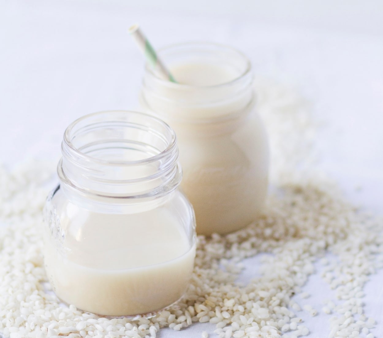 Все про вівсяне молоко: рецепт приготування, властивості, застосування