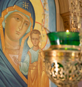 Сьогодні вона має особливу силу: молитва до Іверської ікони Божої Матері в день її шанування