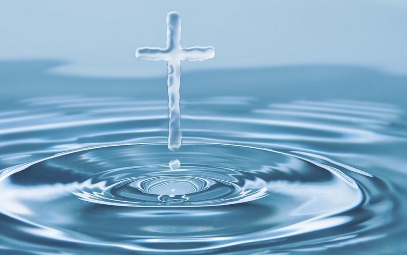 Сила хрещенської води: позбавляємося псування, неприємностей та невдач