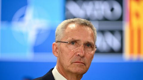 Stoltenberg on Ukrainian Offensive: Ukrainians Are Pushing Back Russians, They Should Make Decisions
